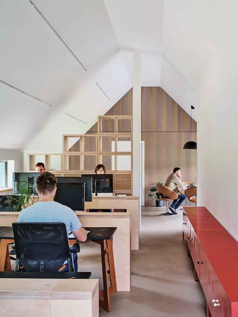 H+I Adventures office