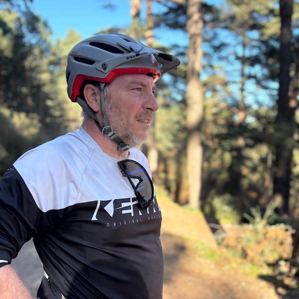 Profile pic of mountain bike guide in the Pyrenees